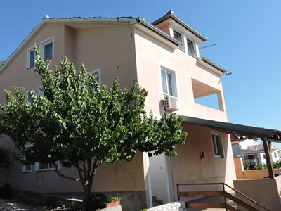 Apartmani Ribarev dom